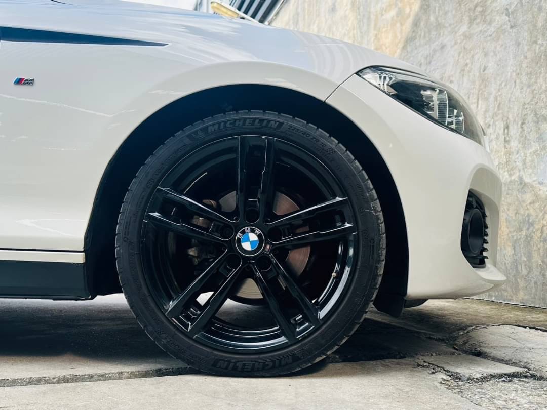 2018 BMW 118i M-Sport M-Performance F20 LCI สีขาว