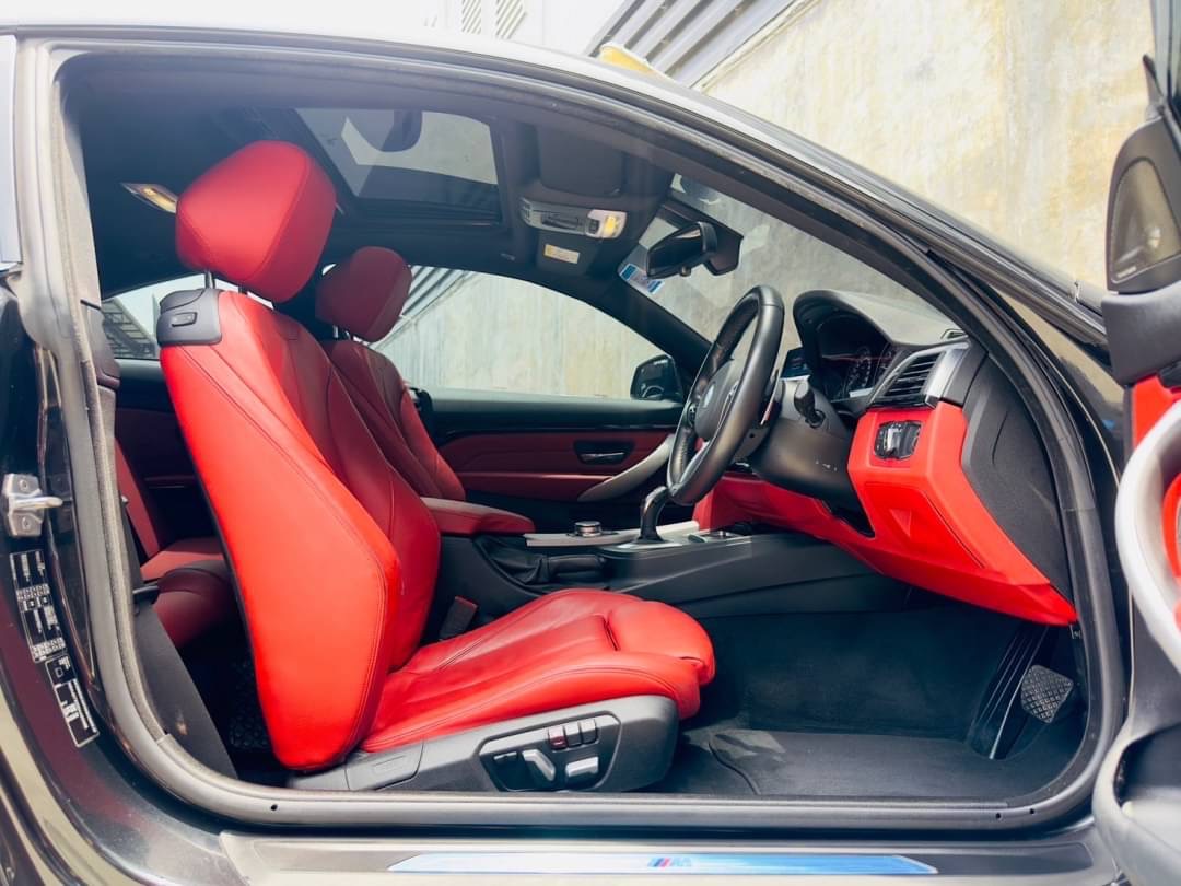 2017 BMW 4 Series F32 430i สีดำ (รูปที่ 2)