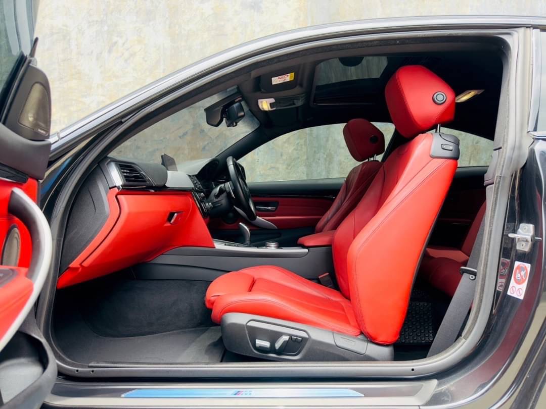 2017 BMW 4 Series F32 430i สีดำ (รูปที่ 14)