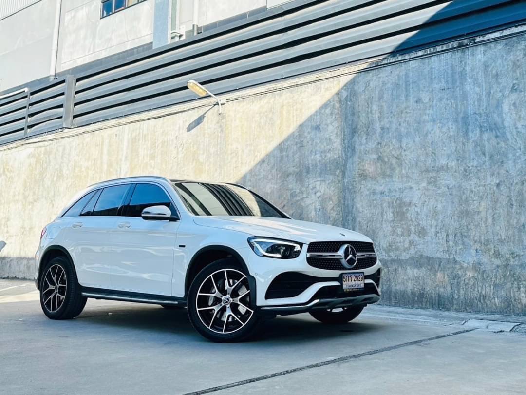 2020 Mercedes-Benz 300e AMG DYNAMIC โฉม W253 สีขาว (รูปที่ 8)