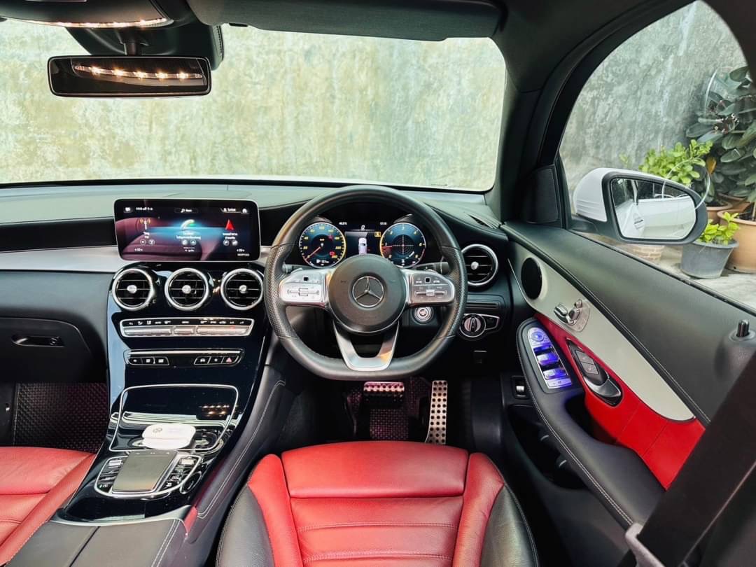 2019 Mercedes-Benz GLC-Class GLC 220 d สีขาว (รูปที่ 16)