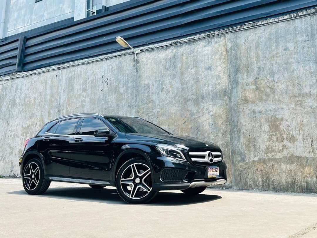 2017 Mercedes-Benz GLA-Class GLA250 สีดำ