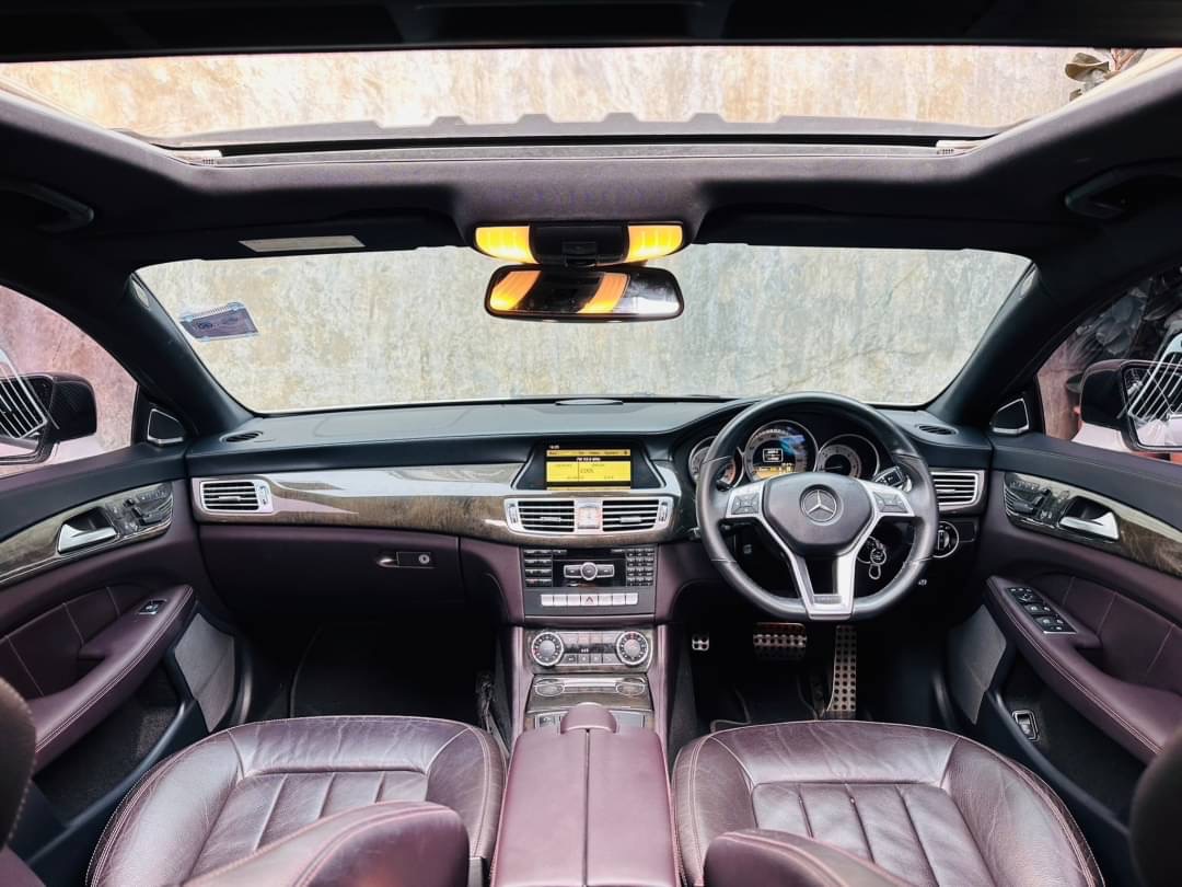 2012 Mercedes-Benz CLS-Class W218 CLS250 สีขาว (รูปที่ 6)