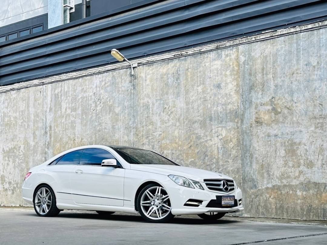 2013 Mercedes-Benz E-Class Coupe E200 สีขาว