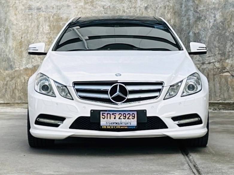 2013 Mercedes-Benz E-Class Coupe E200 สีขาว (รูปที่ 8)