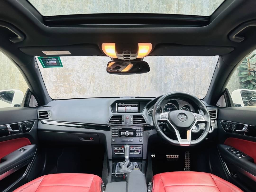 2013 Mercedes-Benz E-Class Coupe E200 สีขาว (รูปที่ 14)
