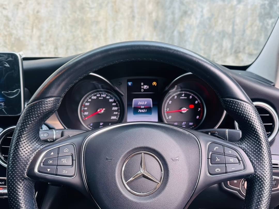 2016 Mercedes-Benz C-Class W205 C200 สีเทา (รูปที่ 8)