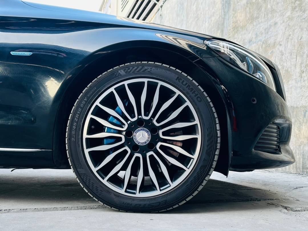 2017 Mercedes-Benz C-Class W205 C350e สีดำ (รูปที่ 3)