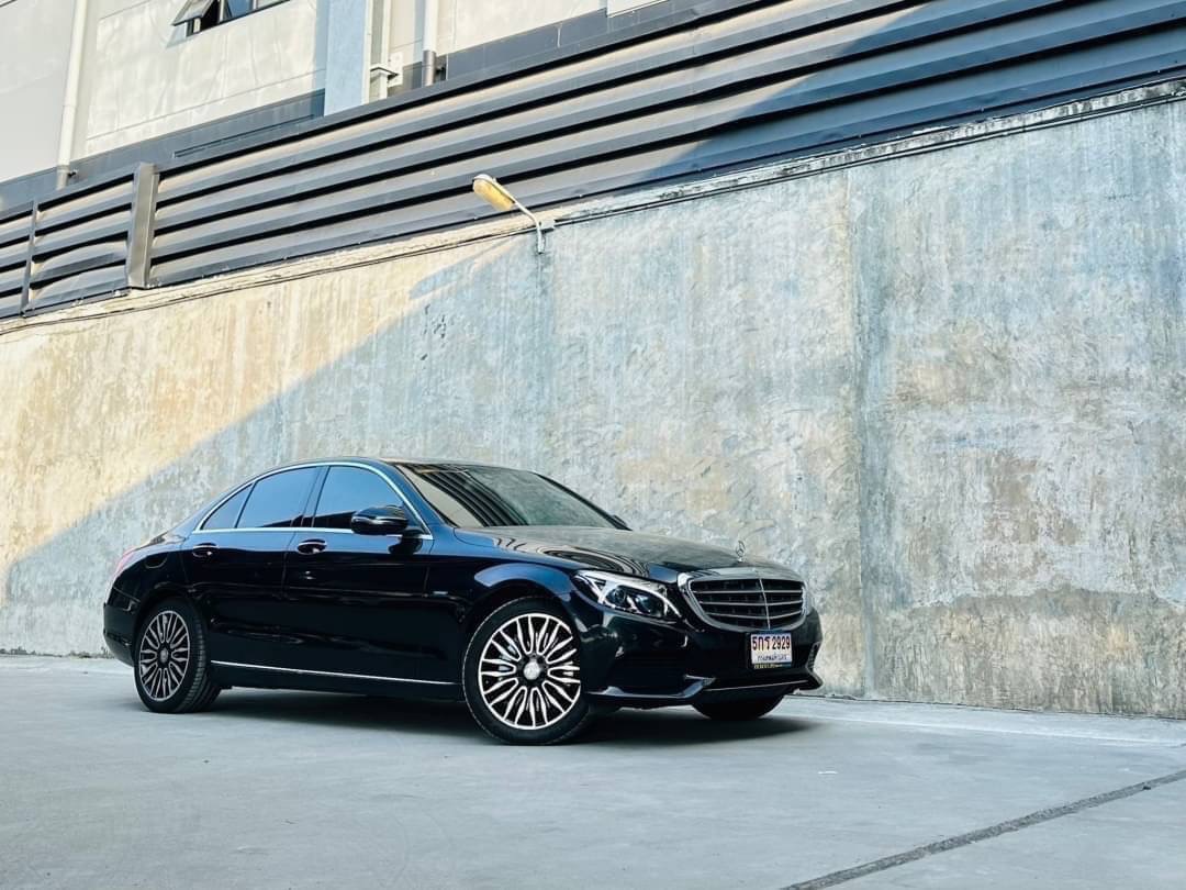 2017 Mercedes-Benz C-Class W205 C350e สีดำ (รูปที่ 13)