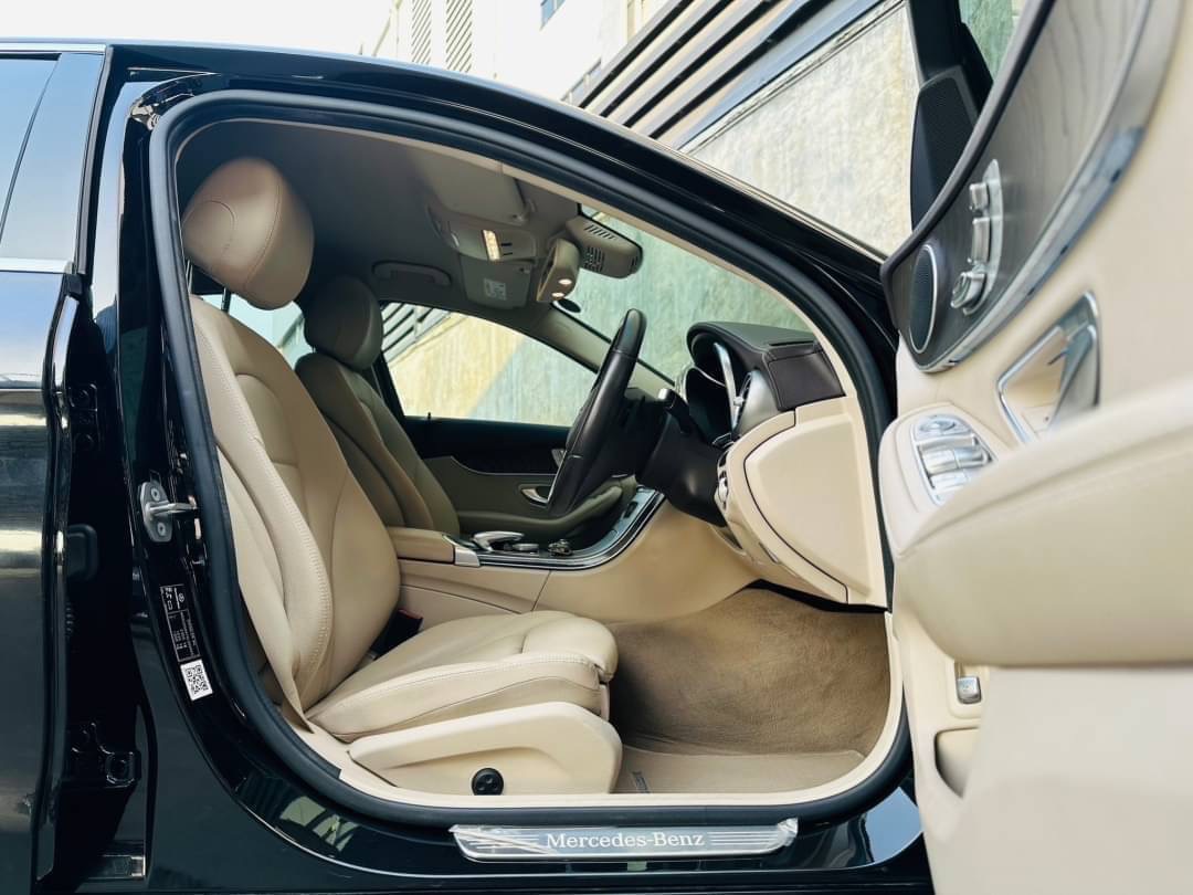 2017 Mercedes-Benz C-Class W205 C350e สีดำ (รูปที่ 9)