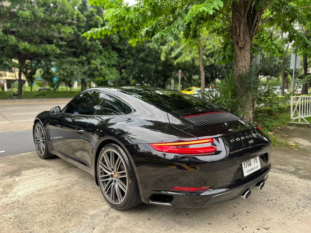 2017 Lamborghini Carera 991.2 สีดำ (รูปที่ 2)