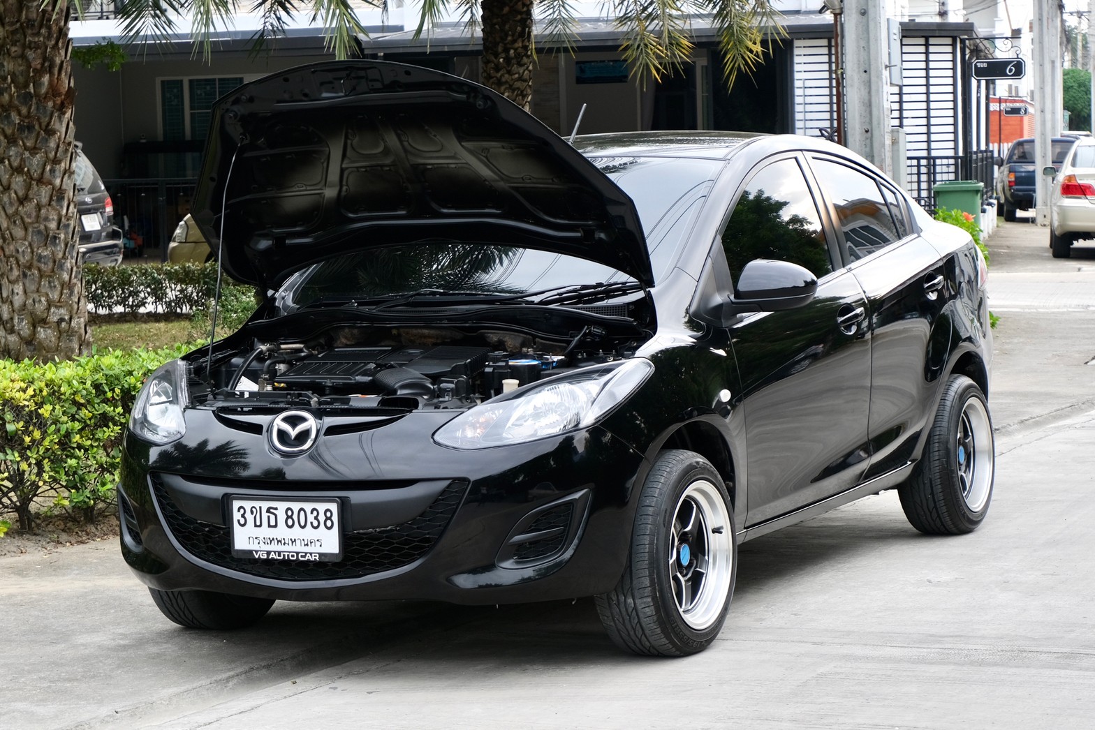 Mazda2 Groove 1.5 ปี2010 เกียร์ธรรมดา เบนซิน สีดำ (รูปที่ 16)