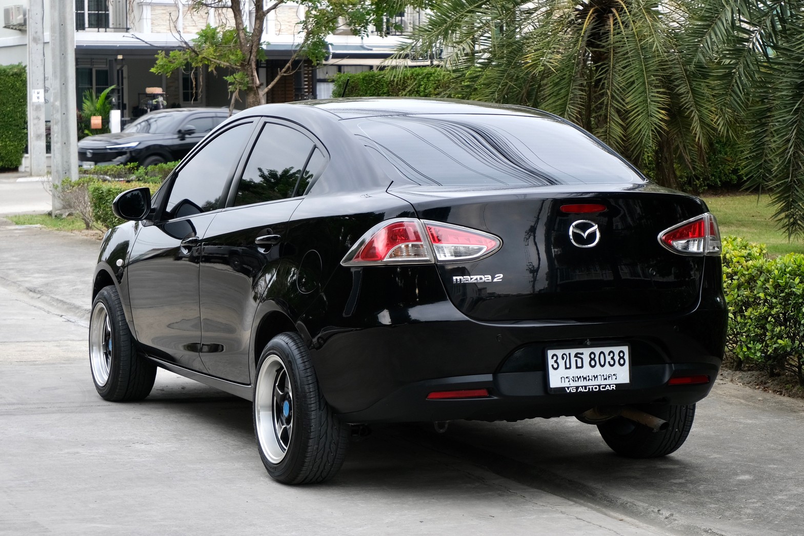Mazda2 Groove 1.5 ปี2010 เกียร์ธรรมดา เบนซิน สีดำ (รูปที่ 6)