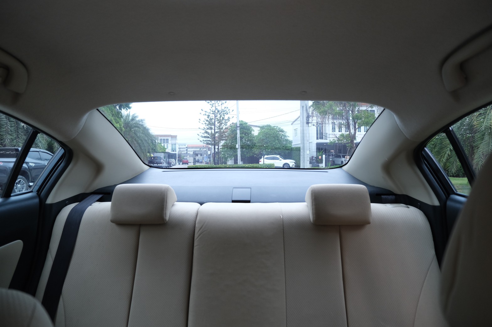Mazda2 Groove 1.5 ปี2010 เกียร์ธรรมดา เบนซิน สีดำ (รูปที่ 14)