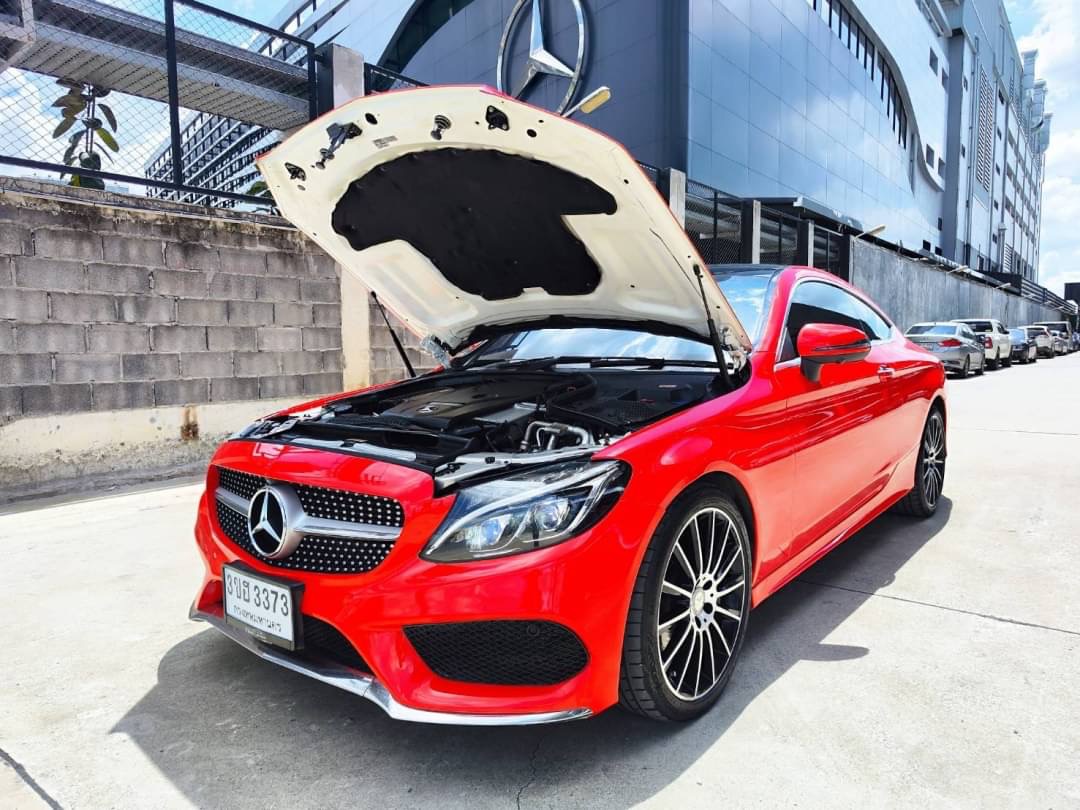 2017 Mercedes-Benz C-Class C 250 Coupe AMG สีแดง (รูปที่ 6)
