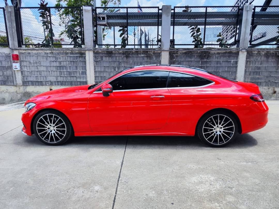 2017 Mercedes-Benz C-Class C 250 Coupe AMG สีแดง