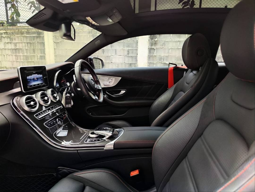 2018 Mercedes-Benz C-Class Coupe C43 AMG สีขาว (รูปที่ 10)
