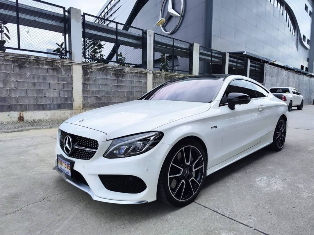 2018 Mercedes-Benz C-Class Coupe C43 AMG สีขาว (รูปที่ 5)