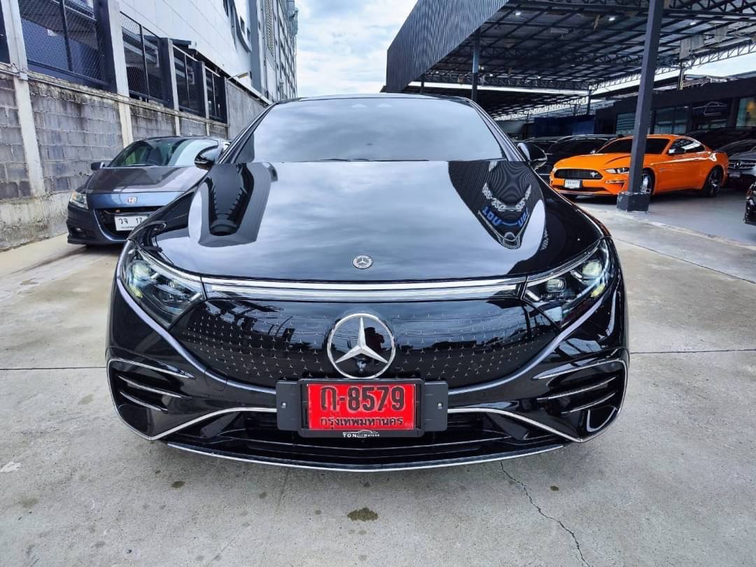 2023 Mercedes-Benz EQS 500 4MATIC AMG สีดำ (รูปที่ 3)