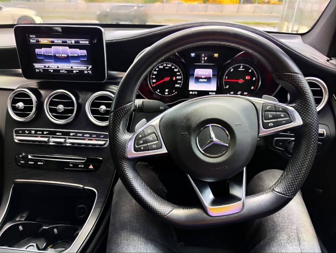 2017 Mercedes-Benz GLC-Class GLC 250 d สีดำ