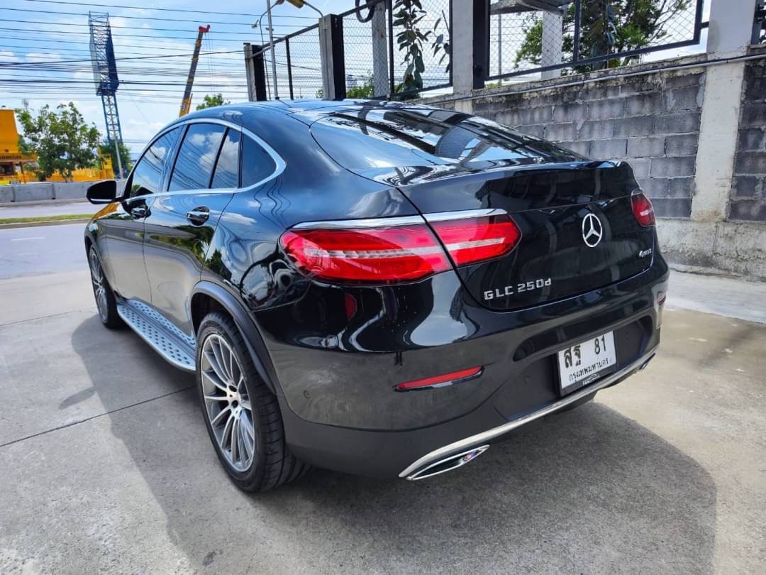 2017 Mercedes-Benz GLC-Class GLC 250 d สีดำ