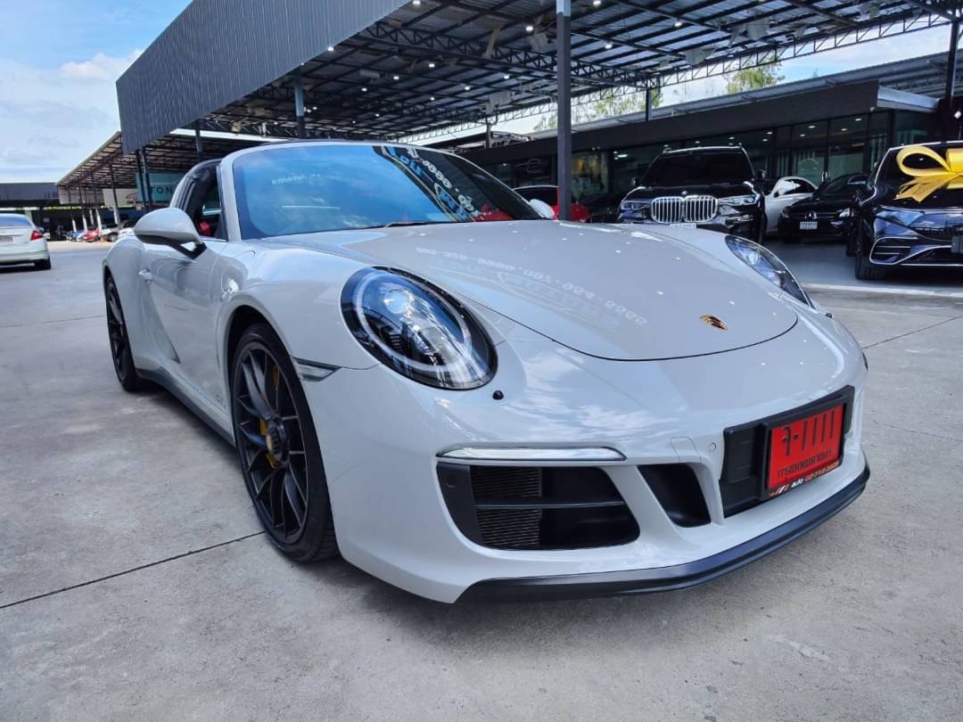 2018 Porsche 911.2 Carrera 4 GTS TAGA สีขาว (รูปที่ 16)