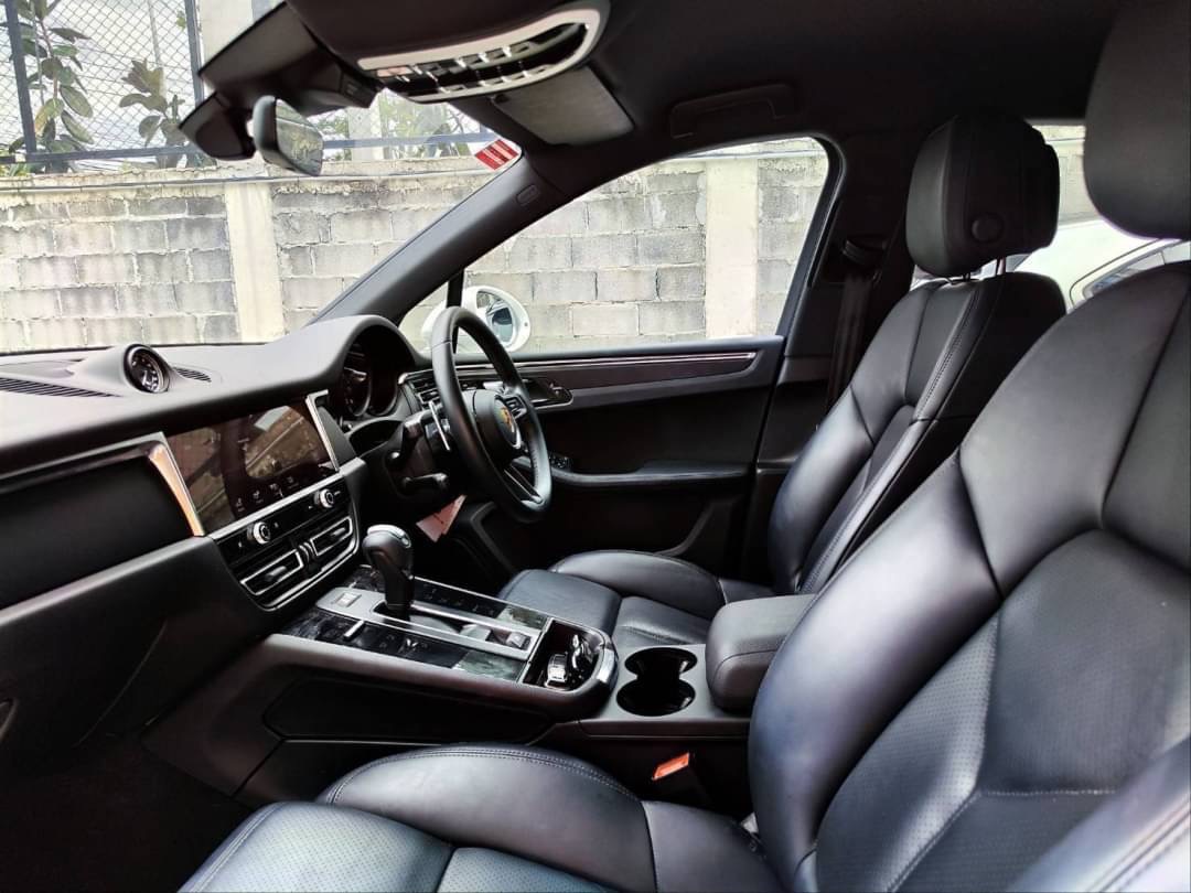 2022 Porsche Macan สีขาว (รูปที่ 4)