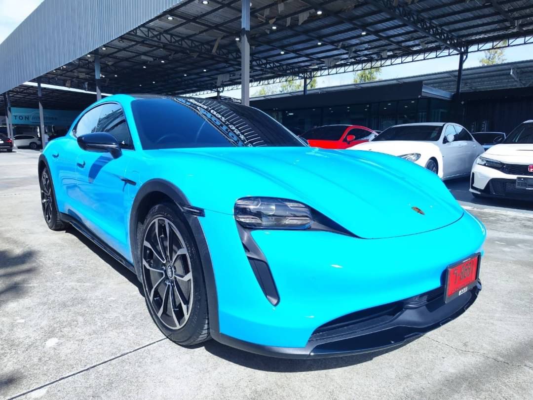 2023 Porsche Taycan สีฟ้า (รูปที่ 11)