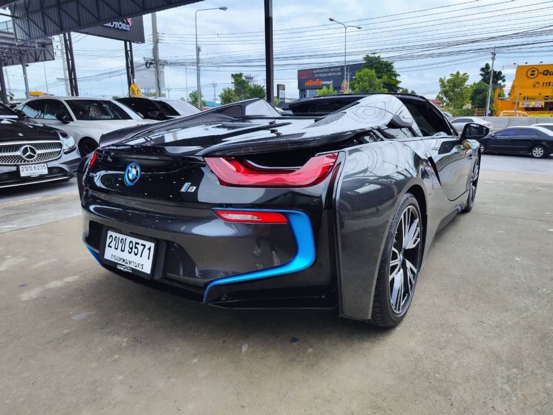2018 BMW i8 สีดำ (รูปที่ 14)