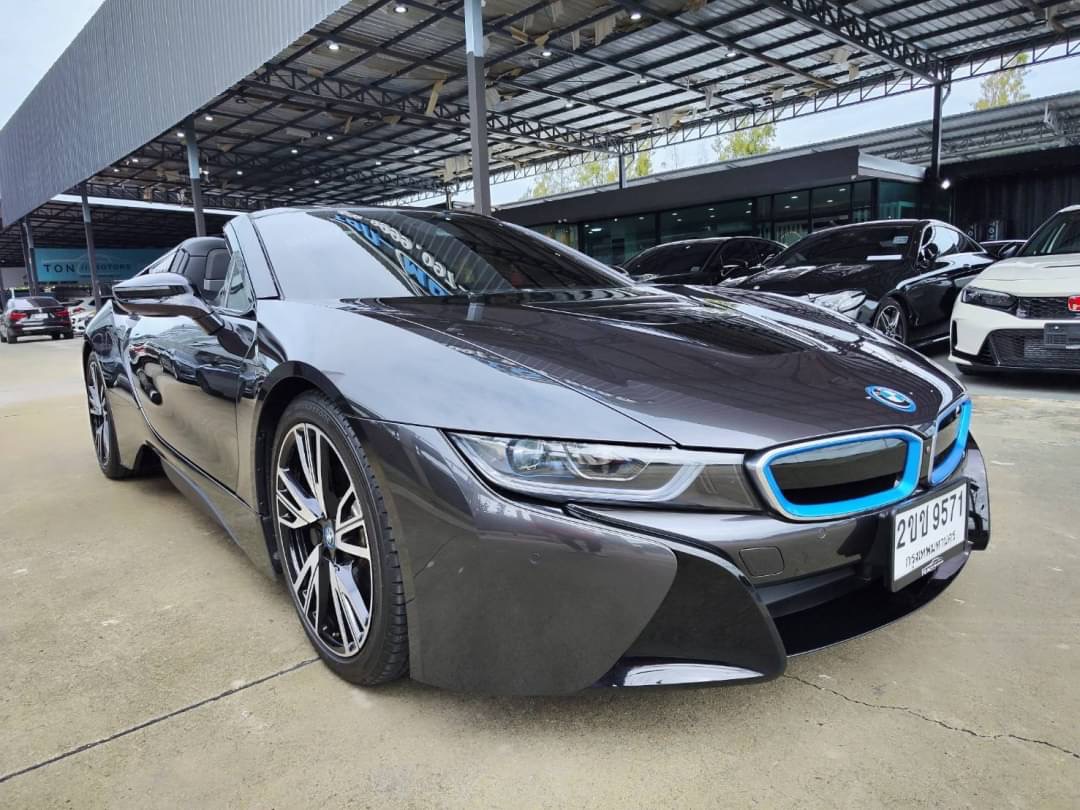 2018 BMW i8 สีดำ (รูปที่ 2)