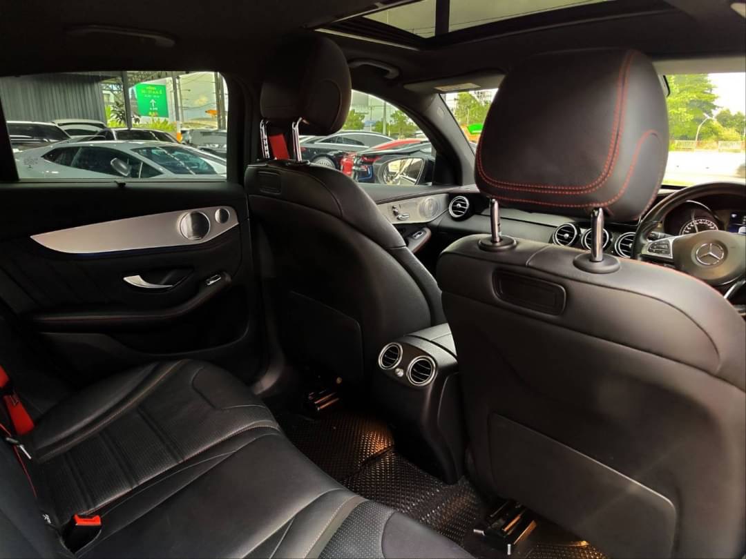 2021 Mercedes-Benz GLC-Class GLC43 สีขาว (รูปที่ 14)
