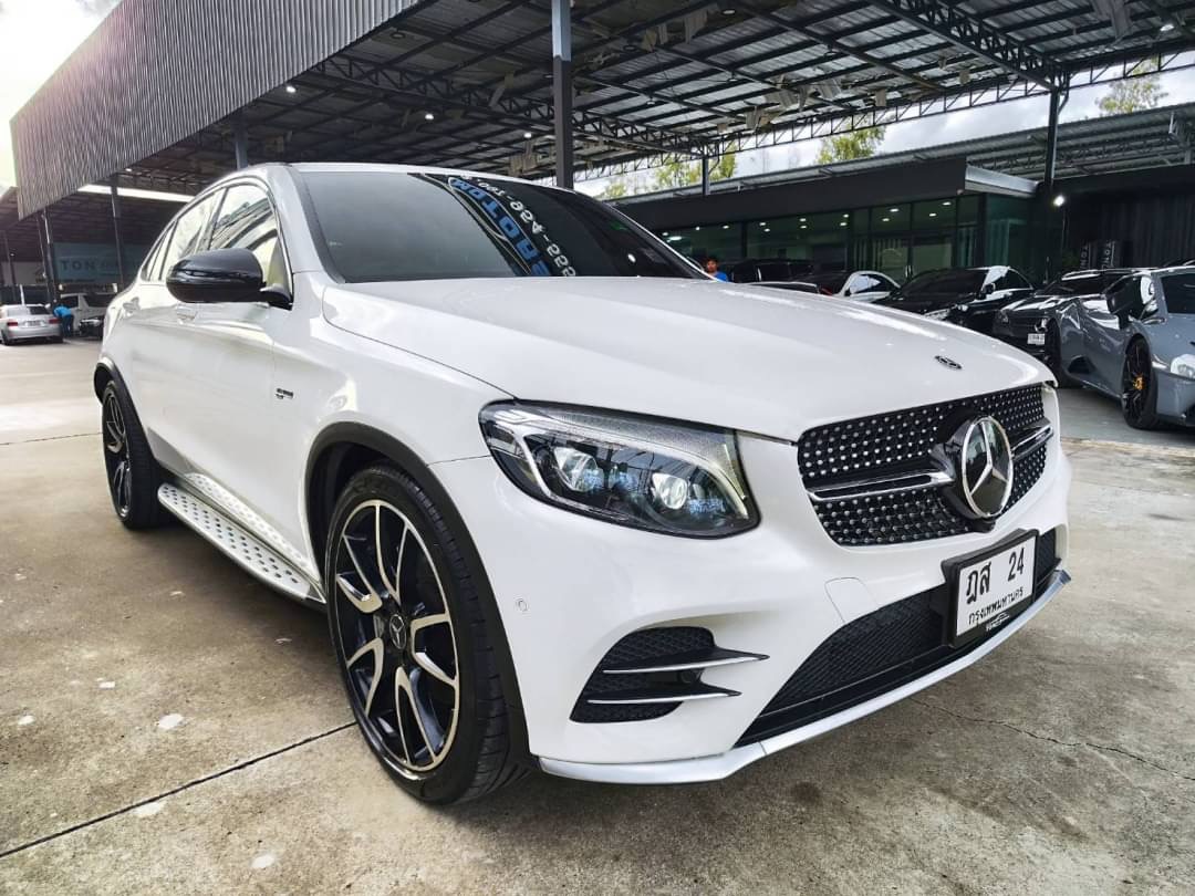 2021 Mercedes-Benz GLC-Class GLC43 สีขาว (รูปที่ 6)