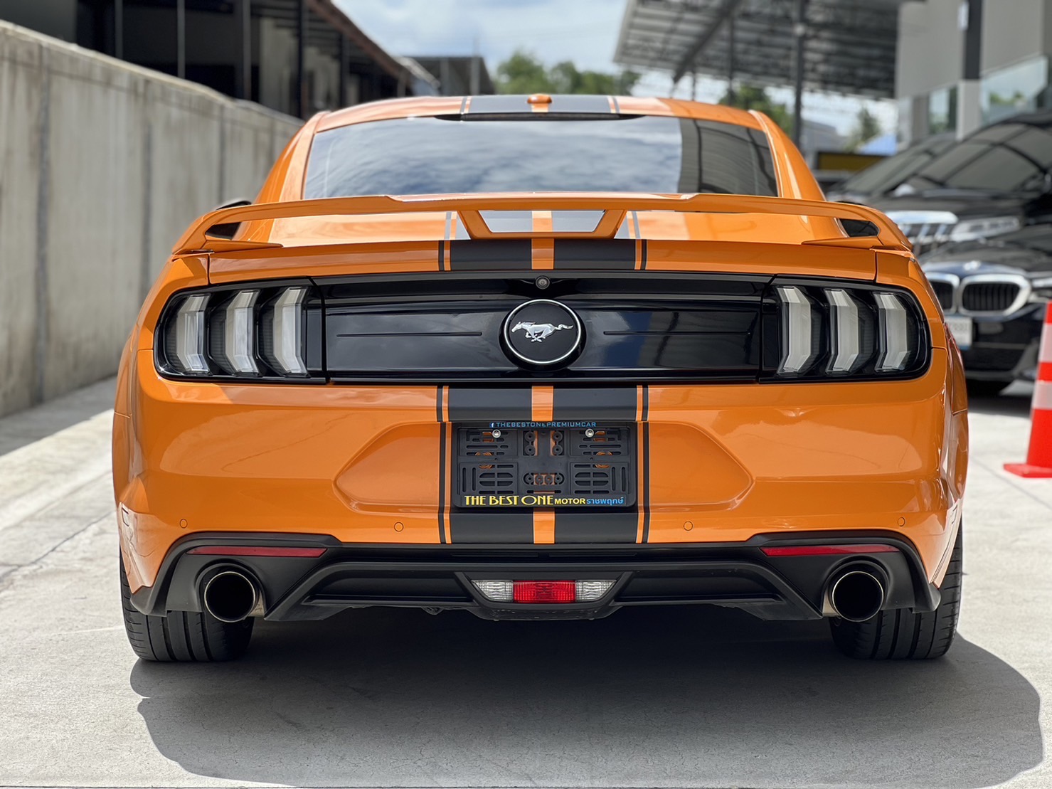 2020 Ford Mustang 2.3L สีส้ม (รูปที่ 4)