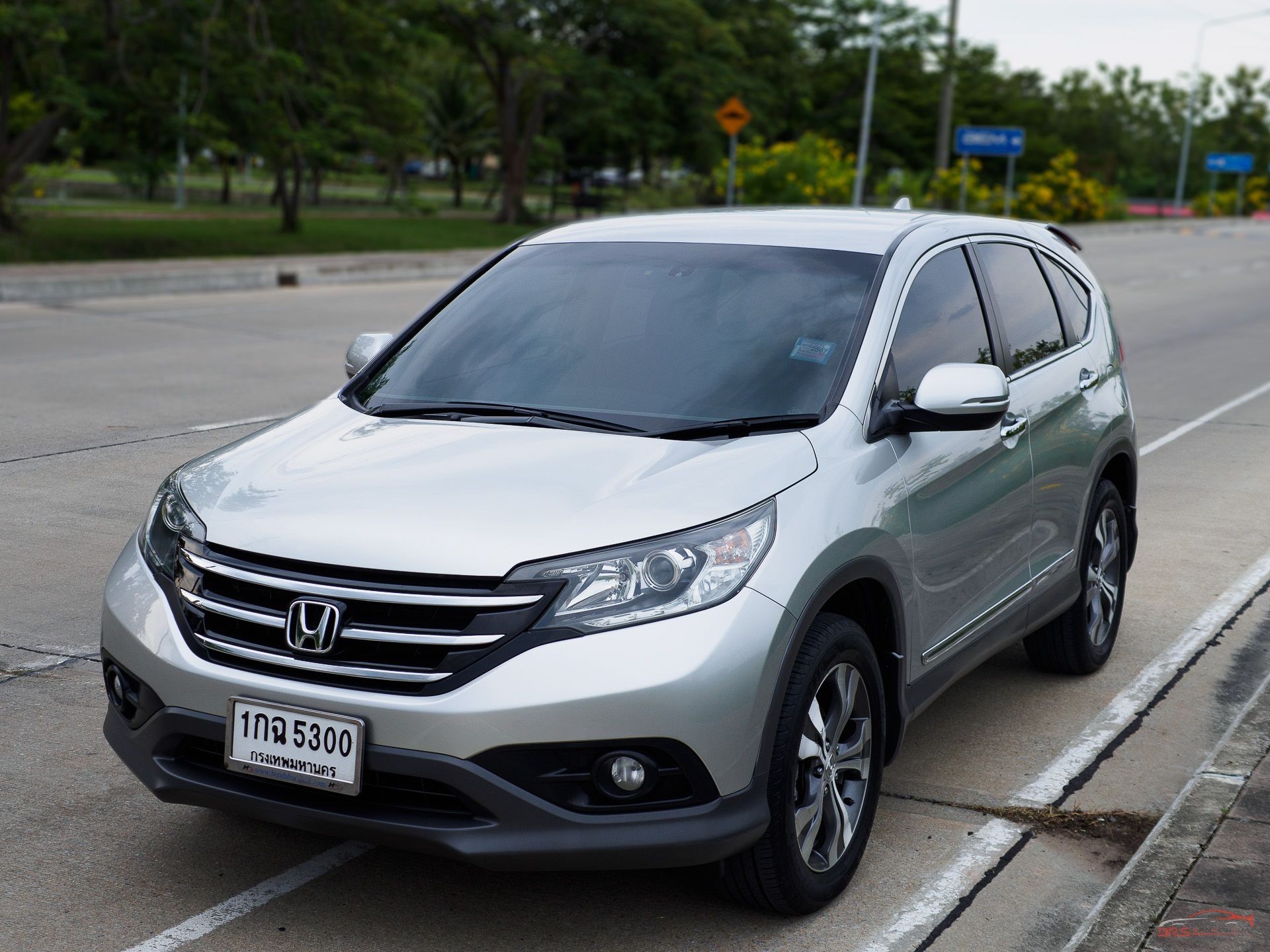 2013 Honda CR-V สีเงิน