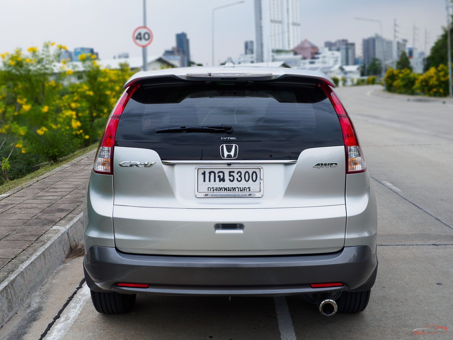 2013 Honda CR-V สีเงิน (รูปที่ 13)