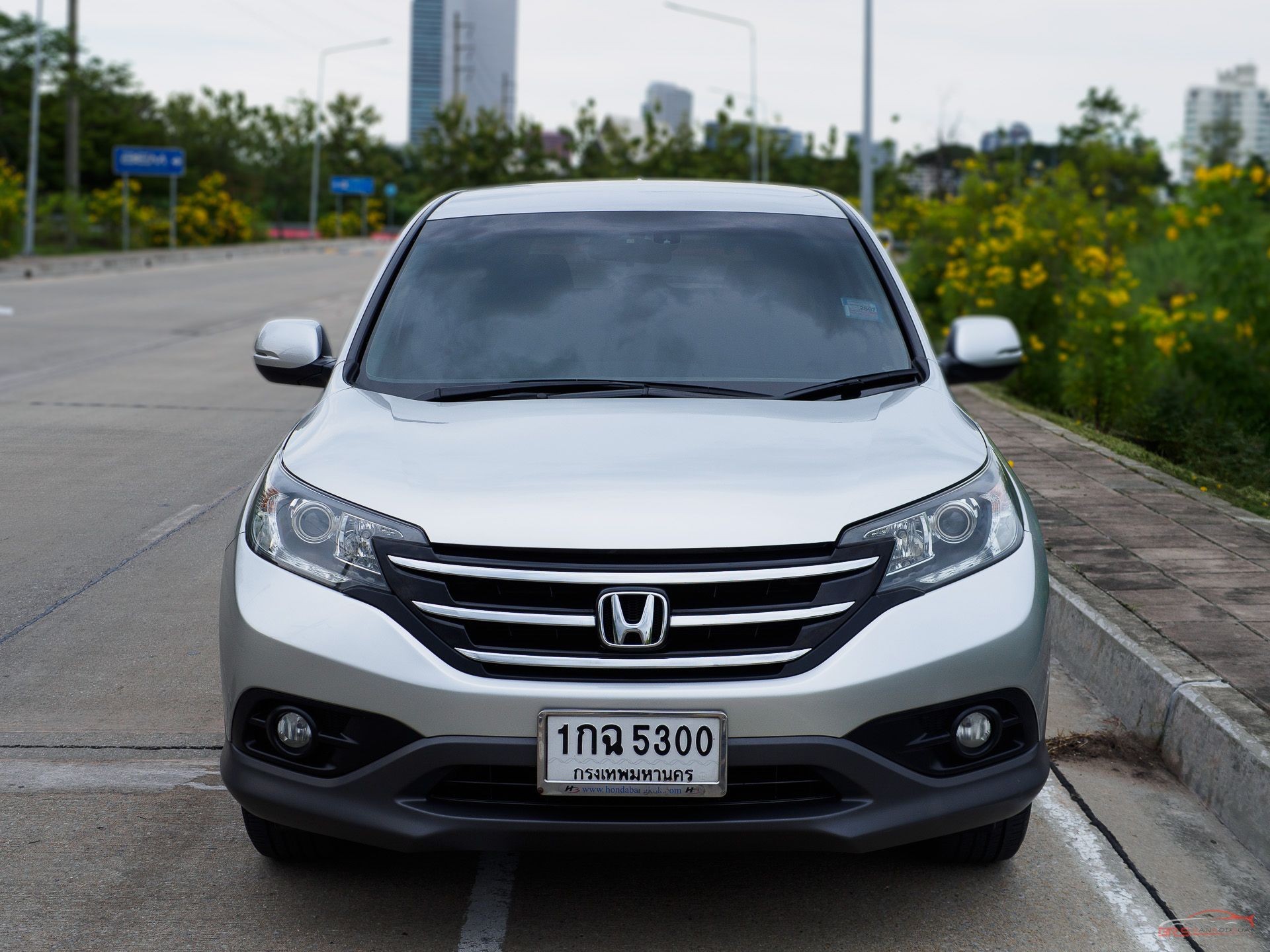 2013 Honda CR-V สีเงิน (รูปที่ 12)