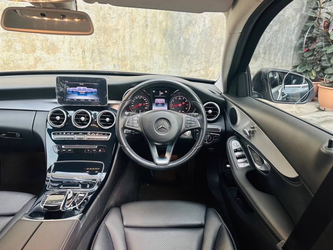 2016 Mercedes-Benz C-Class W205 C200 สีเทา (รูปที่ 12)
