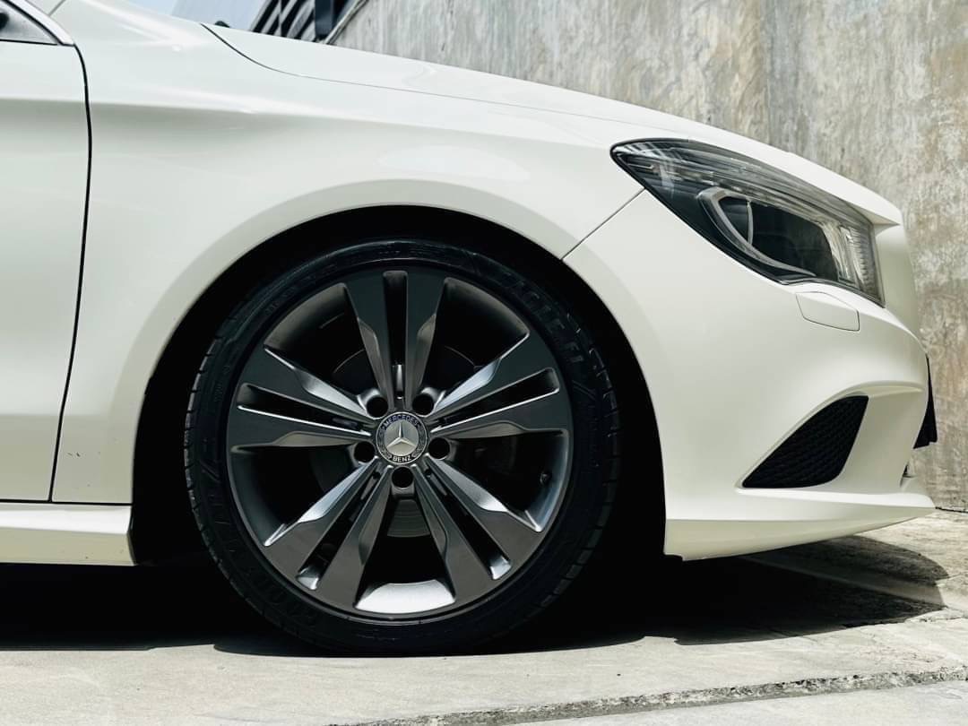 2015 Mercedes-Benz CLA-Class C117 CLA180 สีขาว (รูปที่ 10)