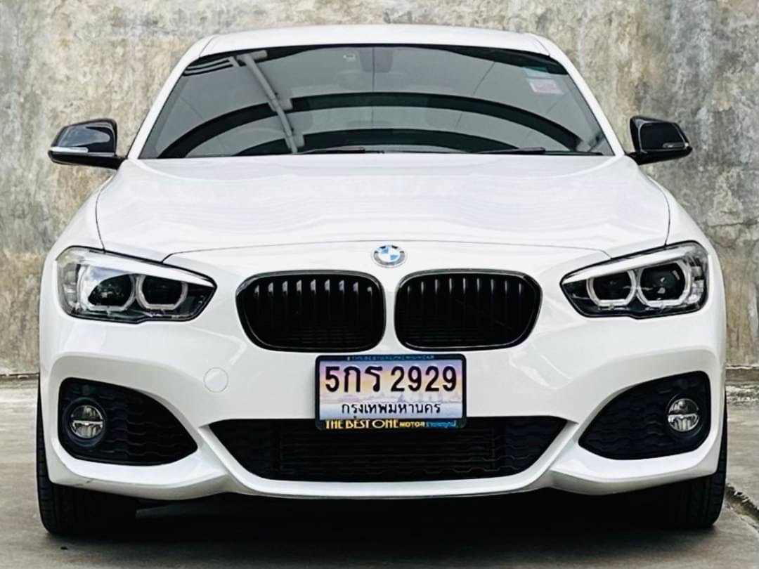 2018 BMW 118i M-Sport M-Performance F20 LCI สีขาว (รูปที่ 2)