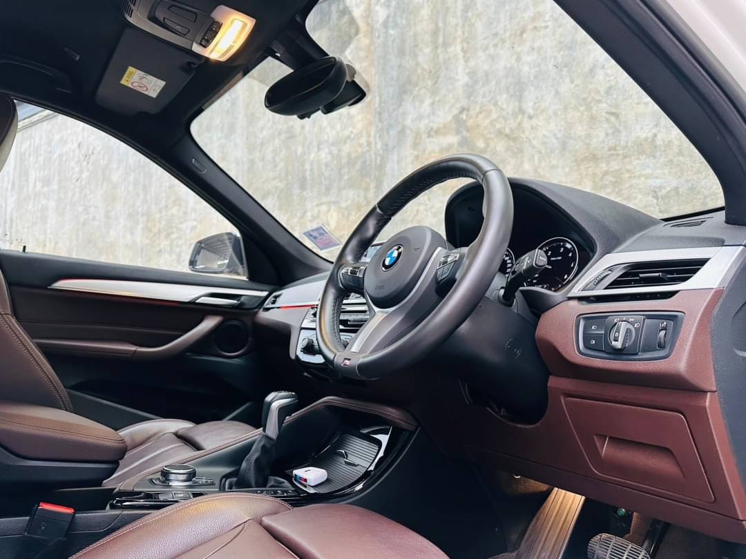 2020 BMW X1 F48 สีขาว (รูปที่ 3)