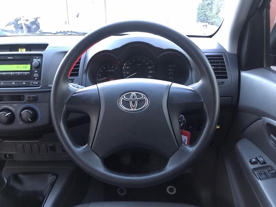 Toyota Hilux Vigo Extra cab ปี 2013 สีขาว (รูปที่ 13)