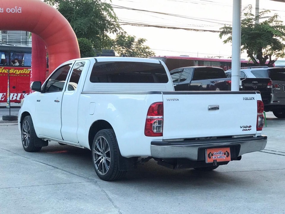 Toyota Hilux Vigo Extra cab ปี 2013 สีขาว (รูปที่ 6)