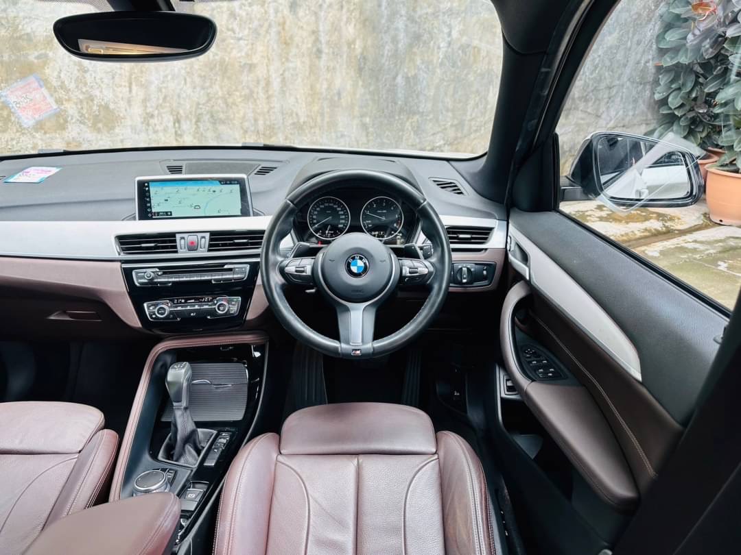 2018 BMW X1 F48 สีขาว (รูปที่ 16)