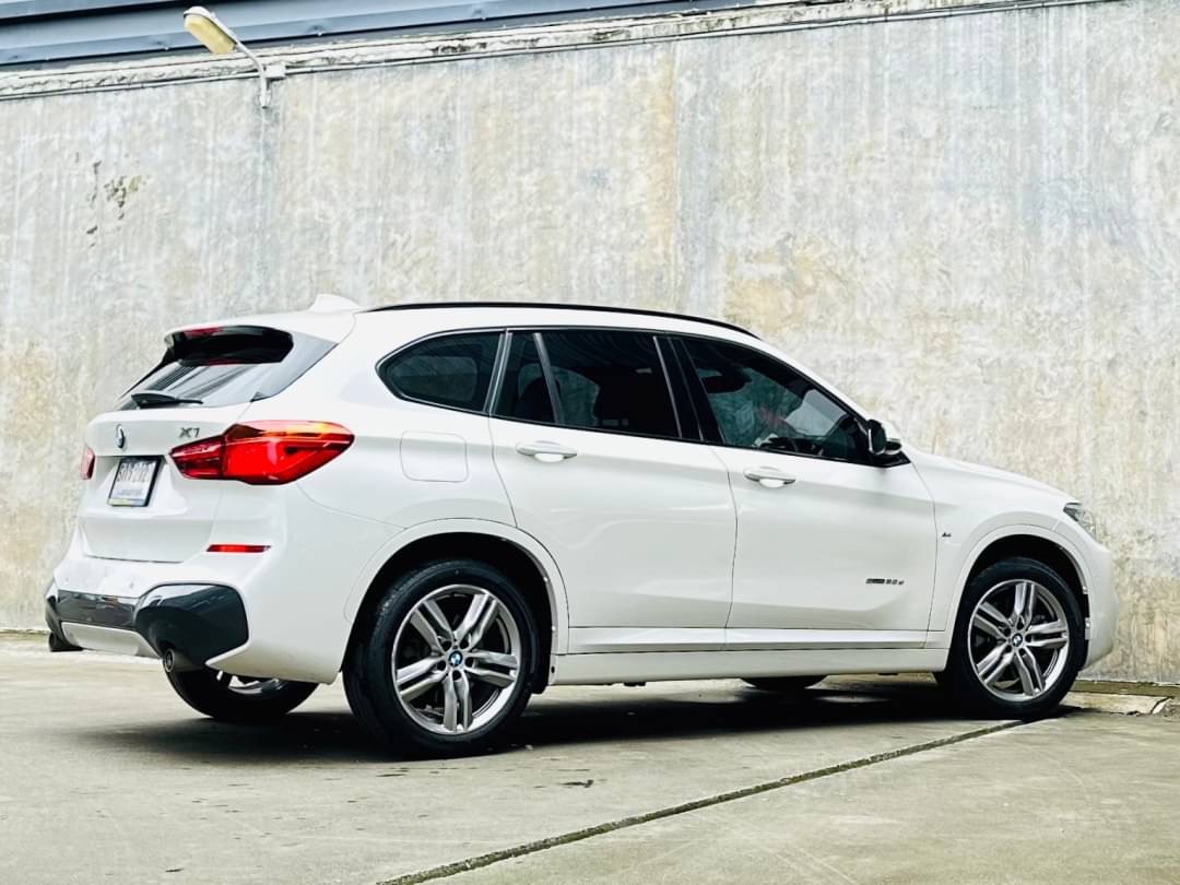 2018 BMW X1 F48 สีขาว