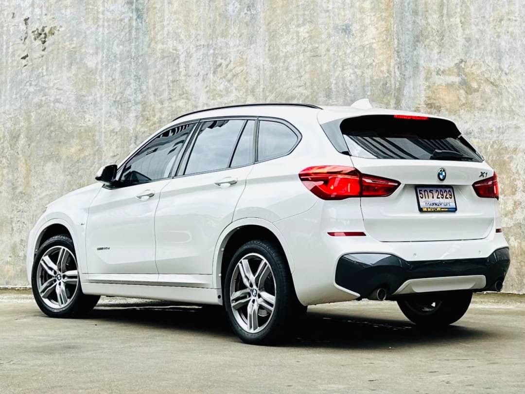 2018 BMW X1 F48 สีขาว (รูปที่ 6)