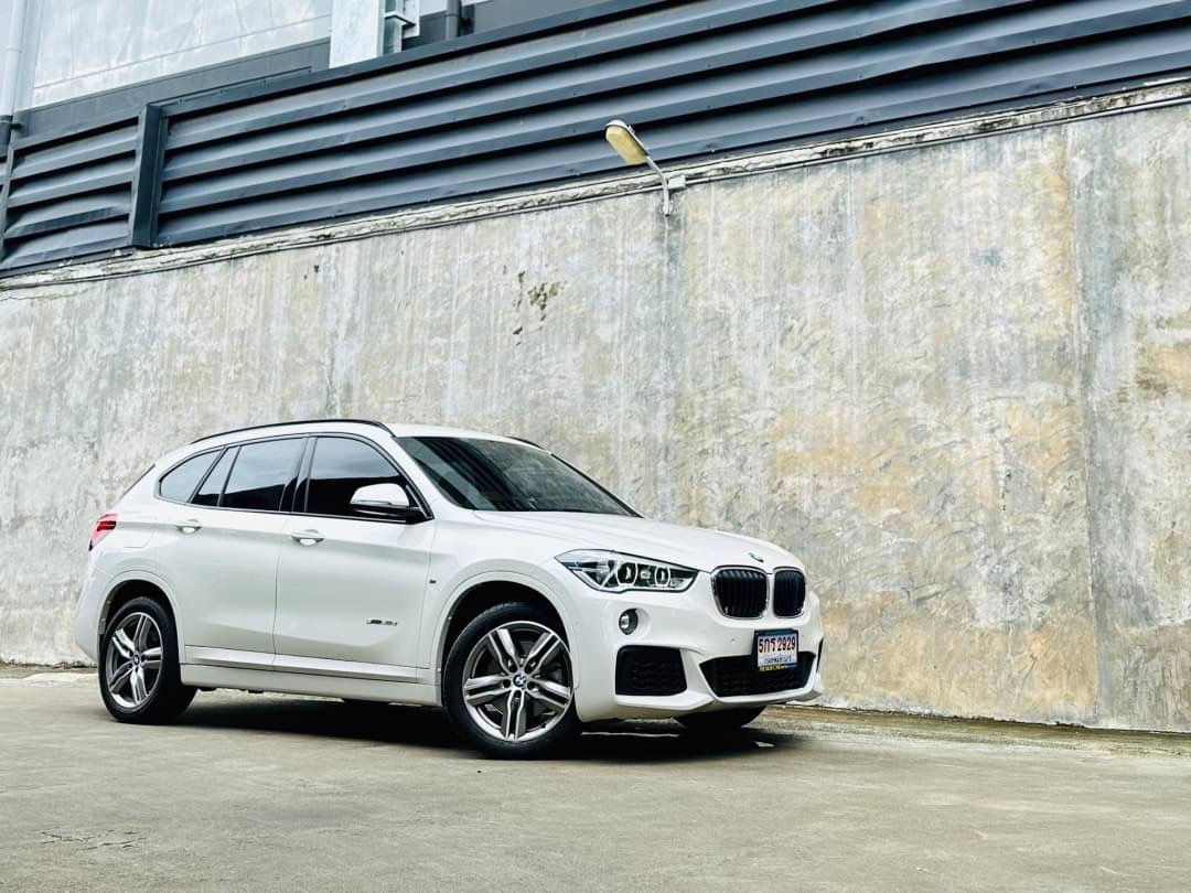 2018 BMW X1 F48 สีขาว (รูปที่ 2)