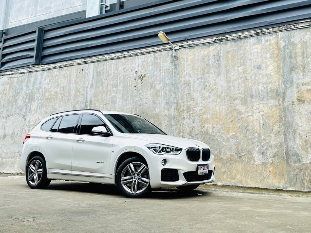 2018 BMW X1 F48 สีขาว