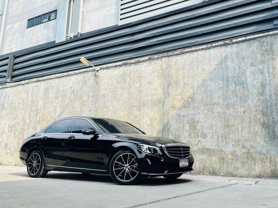 2019 Mercedes-Benz C-Class C 220 d สีดำ