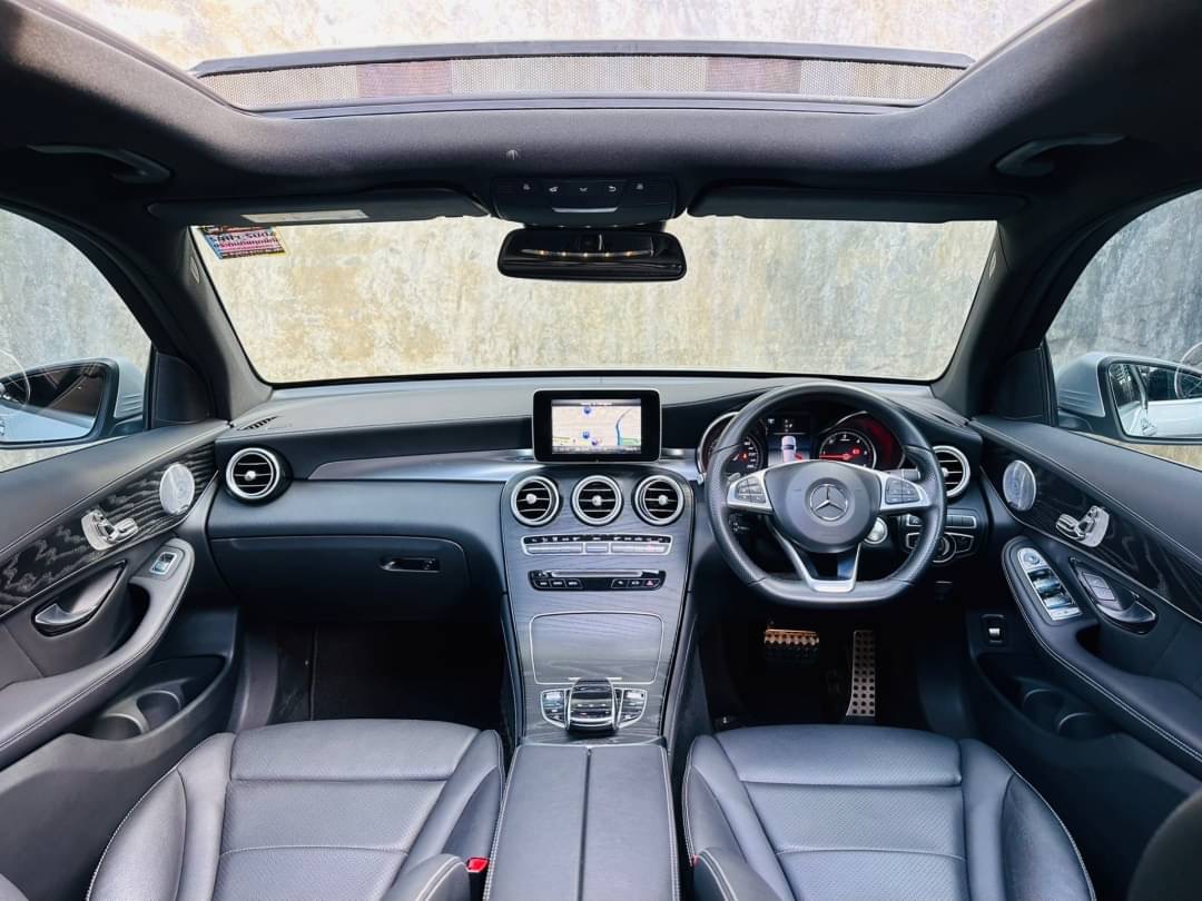 2019 Mercedes-Benz GLC-Class GLC 250 d สีเงิน (รูปที่ 11)