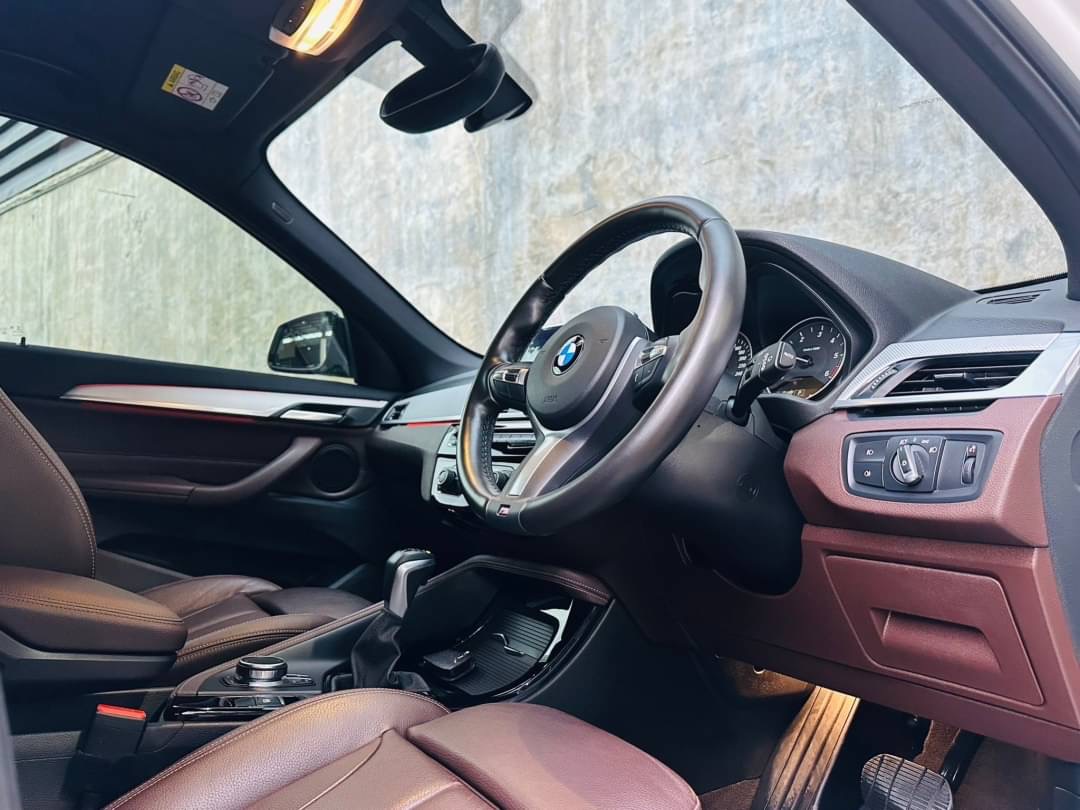 2019 BMW X1 F48 สีขาว (รูปที่ 3)